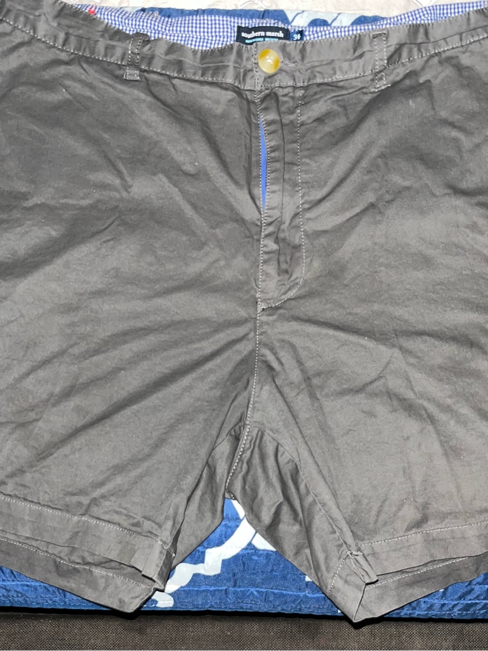 Southern Marsh Men's Olive Gray Flat-Front Cotton Shorts